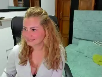 Chaturbate Watch Live Sex Cams of julieta_star69