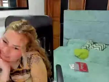 Chaturbate Sex Chat of julieta_star69