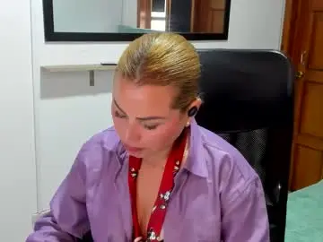 Chaturbate Free Live Porn of julieta_star69