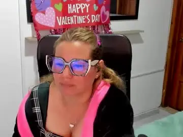 Chaturbate Adult Webcams of julieta_star69