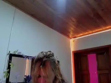 Chaturbate Sex Chat of julieta_star69