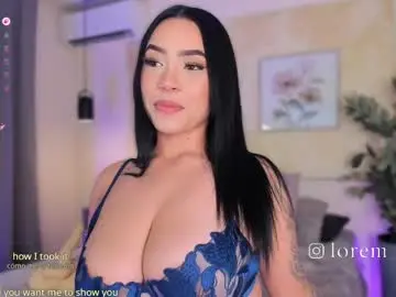 Chaturbate Live Sex of mara_martinez