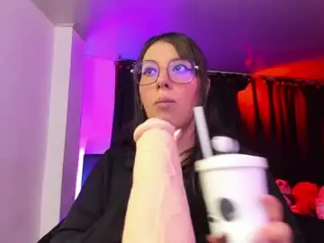 Chaturbate Adult Webcams of nataliasweet98