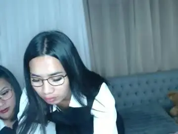 Chaturbate Live Sex Cam of sammypretty19