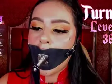 Chaturbate Live Sex of soffiqueen