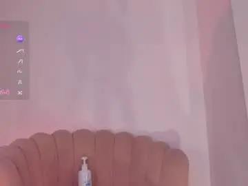 Chaturbate Best live sex cam show of carolinna_