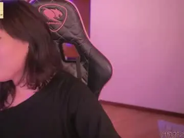 Chaturbate Live Porn of fijisakistar