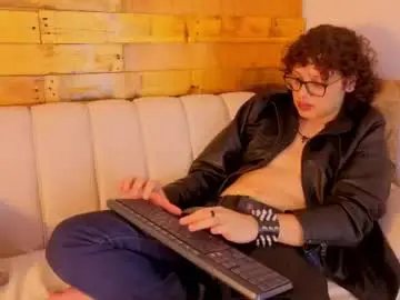Chaturbate Free Porn Cam of hotu_69