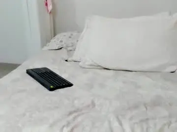 Chaturbate Adult Video Chat of luara__01__lecat_1