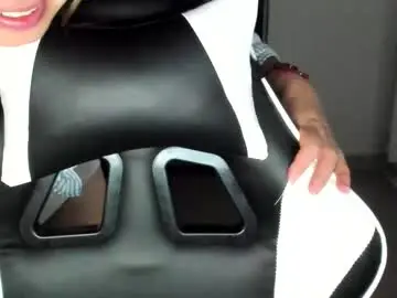 Chaturbate Live Sex of luara__01__lecat_1