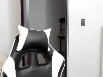 Chaturbate Adult Webcams of luara__01__lecat_1