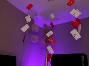 Chaturbate Watch Live Sex Cams of maiacollins