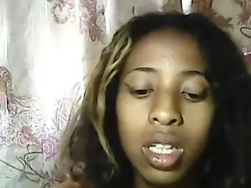 Chaturbate Free Porn Cam of paulasummers