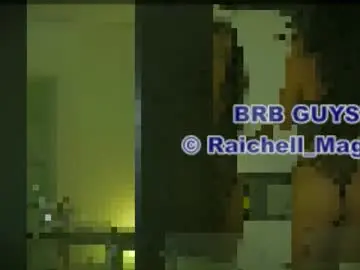 Chaturbate Live Sex Cam of raichell_magicts