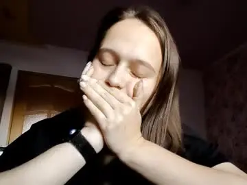 Chaturbate Best live sex cam show of roseannehensle