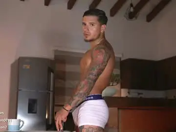 Chaturbate Sex Cam of chris_morton