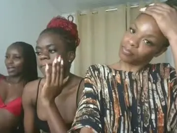 Chaturbate Best live sex cam show of petite_luxe1