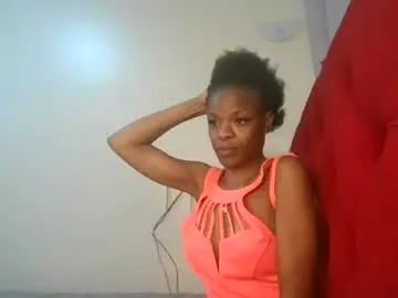 Chaturbate Live Sex Cam of petite_luxe1
