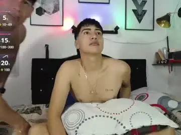 Chaturbate Adult Video Chat of thomas_and_lyan