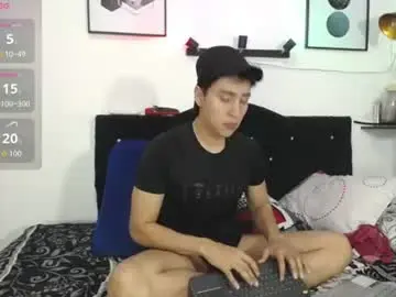 Chaturbate Sex Chat of thomas_and_lyan