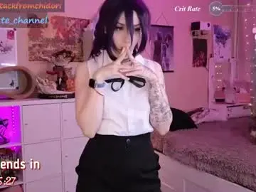 Chaturbate Live Sex Cam of yourcutewaifu