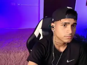 Chaturbate Watch Live Sex Cams of chriss_wg_
