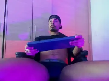 Chaturbate Sex Chat of dammian_ross