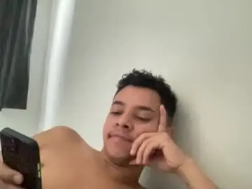 Chaturbate Best live sex cam show of dotadinha