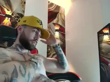 Chaturbate Live Sex of luke_davis01