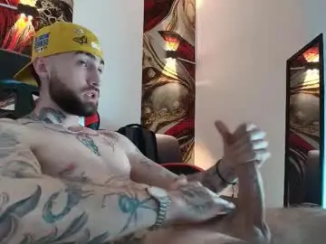 Chaturbate Live Sex Cam of luke_davis01