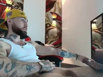 Chaturbate Adult Webcams of luke_davis01