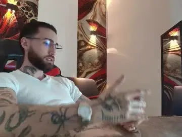 Chaturbate Watch Live Sex Cams of luke_davis01