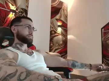 Chaturbate Live Sex of luke_davis01