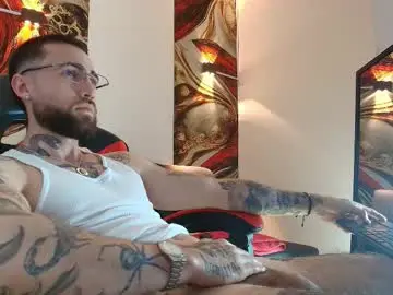 Chaturbate Free Porn Cam of luke_davis01