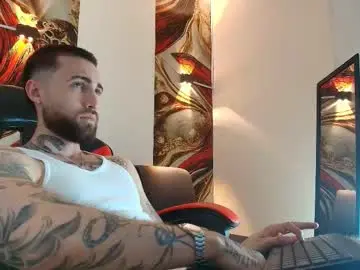 Chaturbate Free Porn Cam of luke_davis01