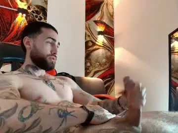 Chaturbate Free Porn Cam of luke_davis01