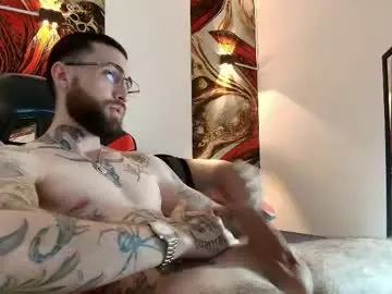 Chaturbate Nude Webcam of luke_davis01