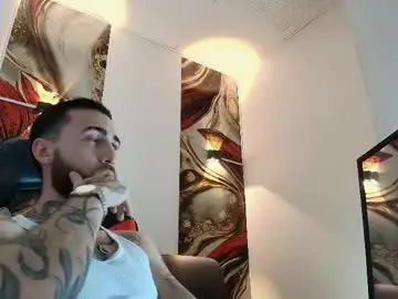 Chaturbate Watch Live Sex Cams of luke_davis01