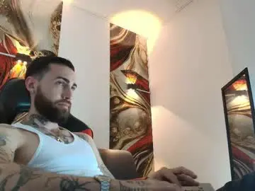 Chaturbate Live Sex Cam of luke_davis01