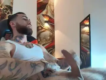 Chaturbate Live Sex Cam of luke_davis01