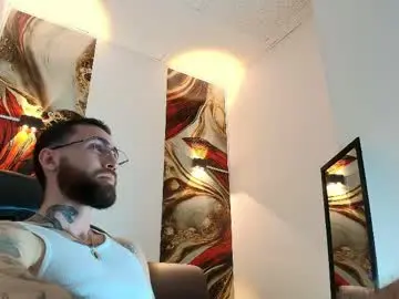 Chaturbate Live Porn of luke_davis01