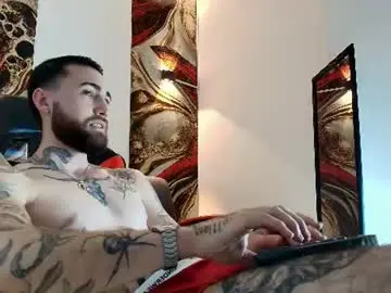 Chaturbate Live Sex Cam of luke_davis01