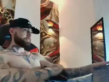 Chaturbate Best live sex cam show of luke_davis01