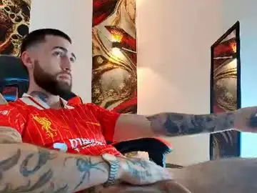 Chaturbate Live Sex Cam of luke_davis01