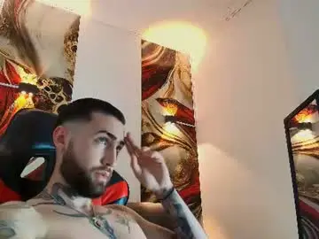 Chaturbate Live Porn of luke_davis01