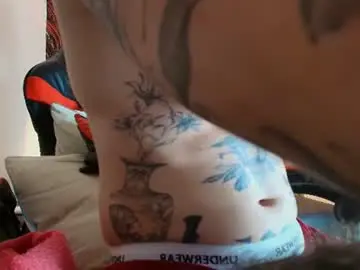 Chaturbate Live Sex Cam of luke_davis01