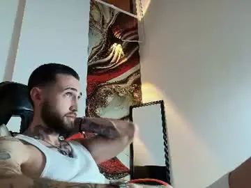 Chaturbate Nude Webcam of luke_davis01