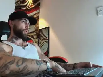 Chaturbate Adult Webcams of luke_davis01