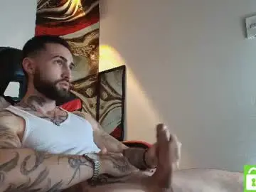 Chaturbate Free Porn Cam of luke_davis01
