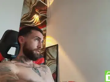Chaturbate Nude Webcam of luke_davis01